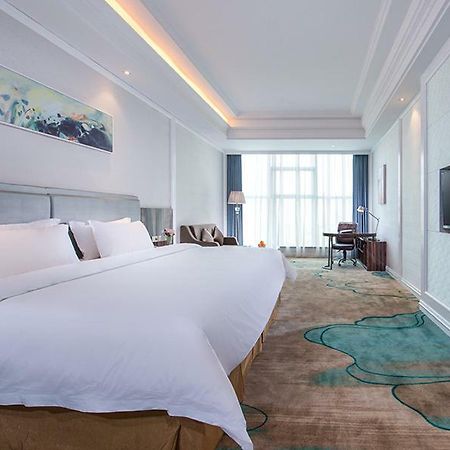 Vienna International Hotel Guangdong Puning Sqaure Luaran gambar